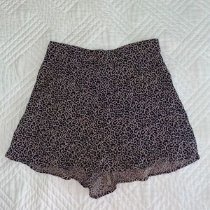 American Eagle Flowy High-Waisted Leopard Print Shorts